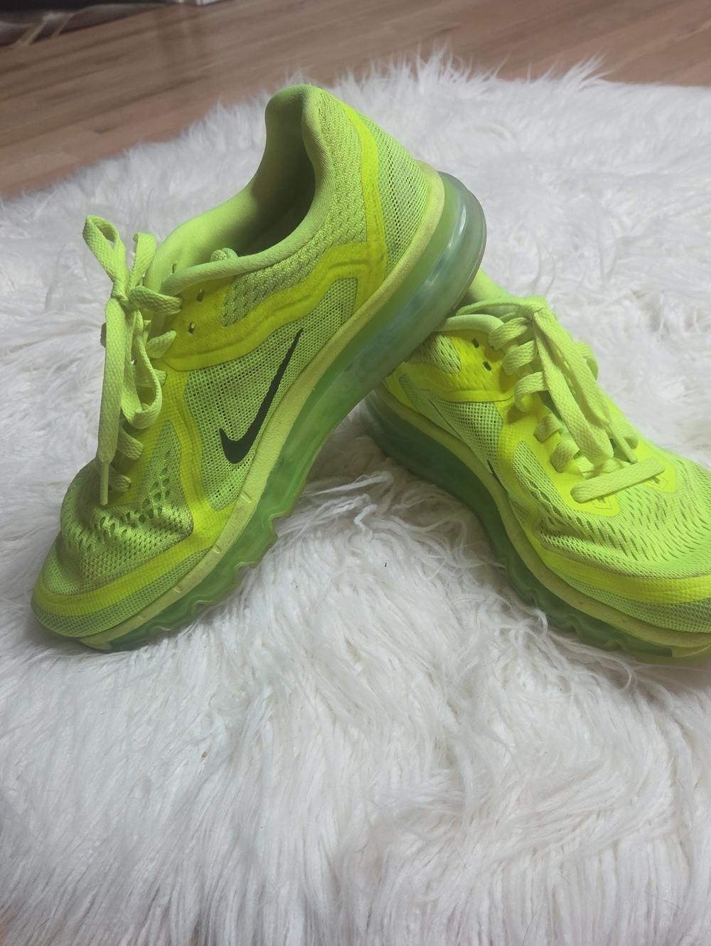 Nike Men's Volt/Neon Yellow Air Max Running Shoes Sz 7.5